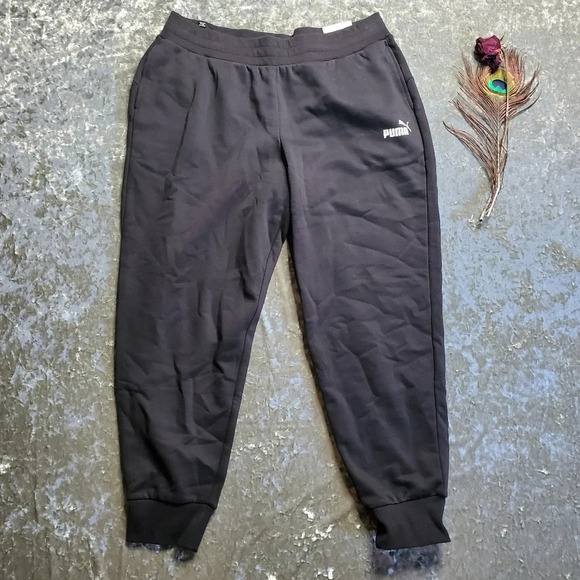 Puma Women's Black Sweatpants - Picture 1 of 5